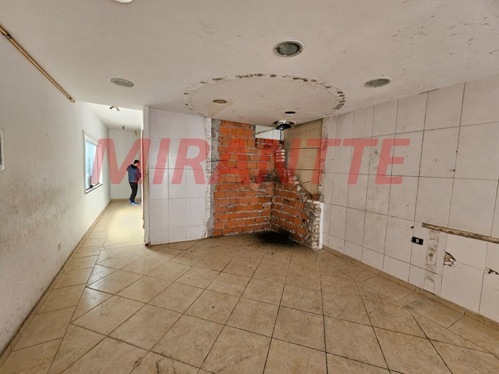 Comercial de 350m² em Santa Teresinha