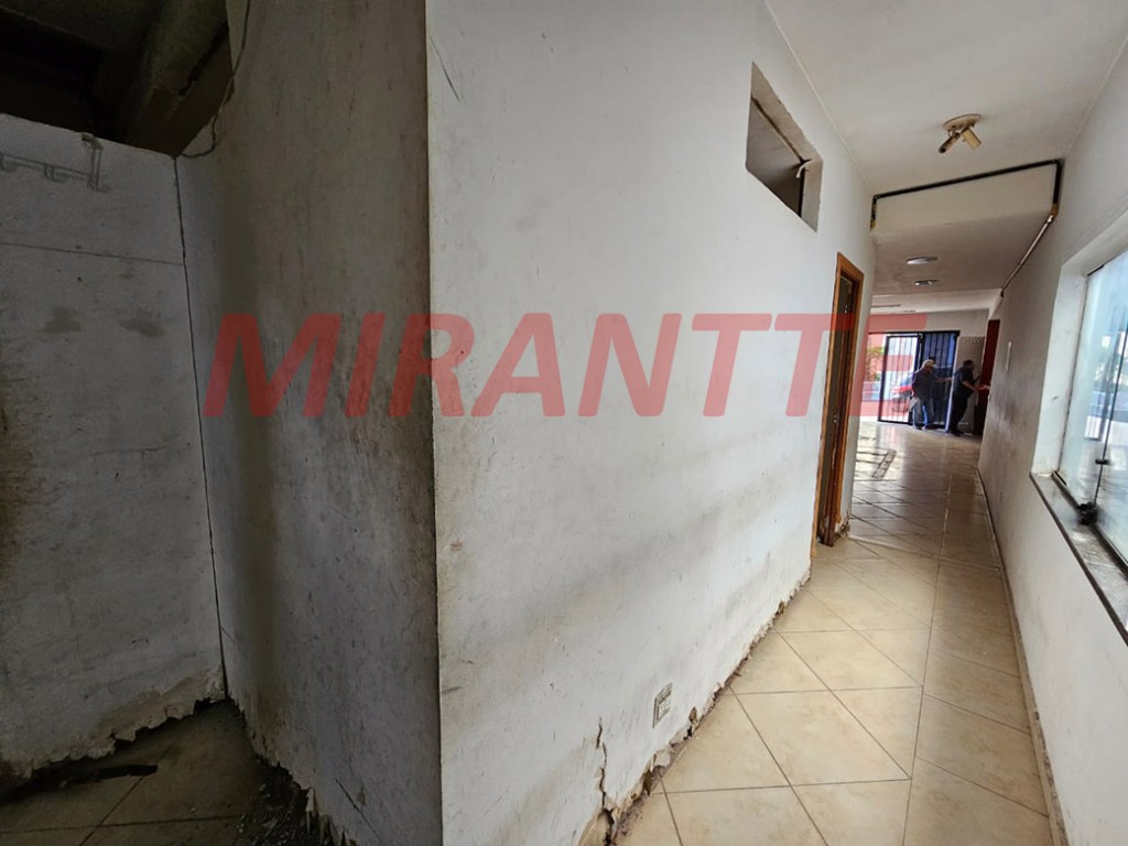 Comercial de 350m² em Santa Teresinha