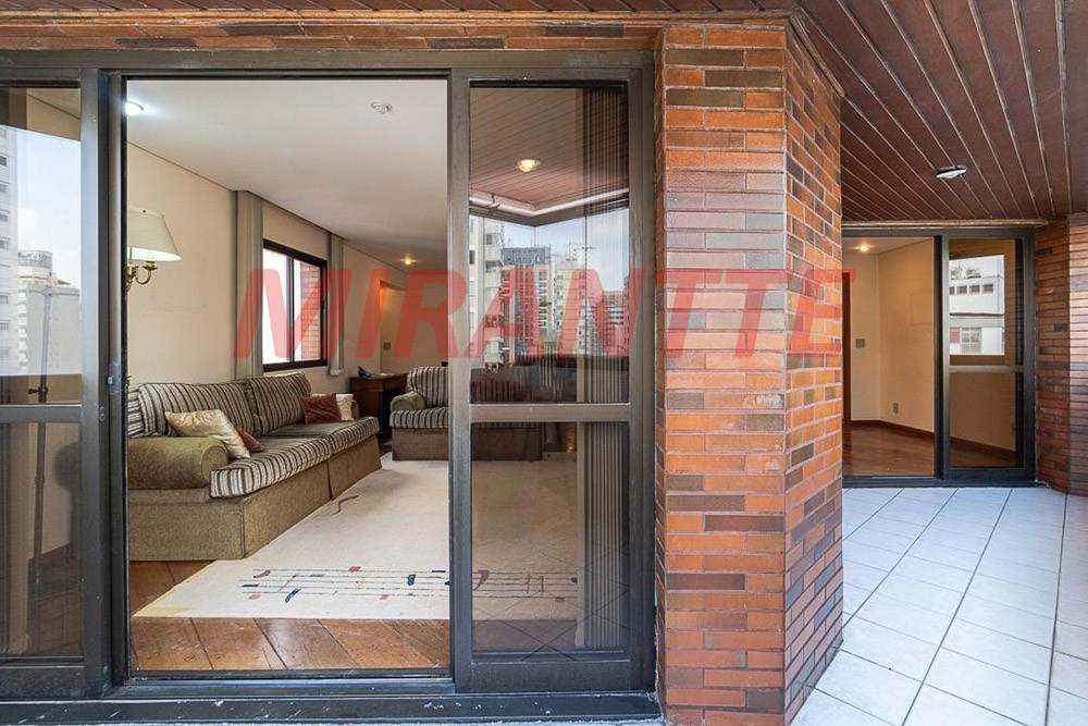 Apartamento com 3 quartos em Perdizes