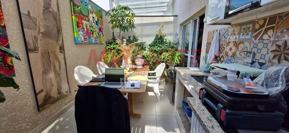 Cond. fechado de 325m² com 3 quartos em Santa Terezinha