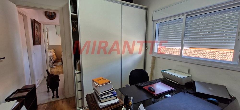 Cond. fechado de 325m² com 3 quartos em Santa Terezinha