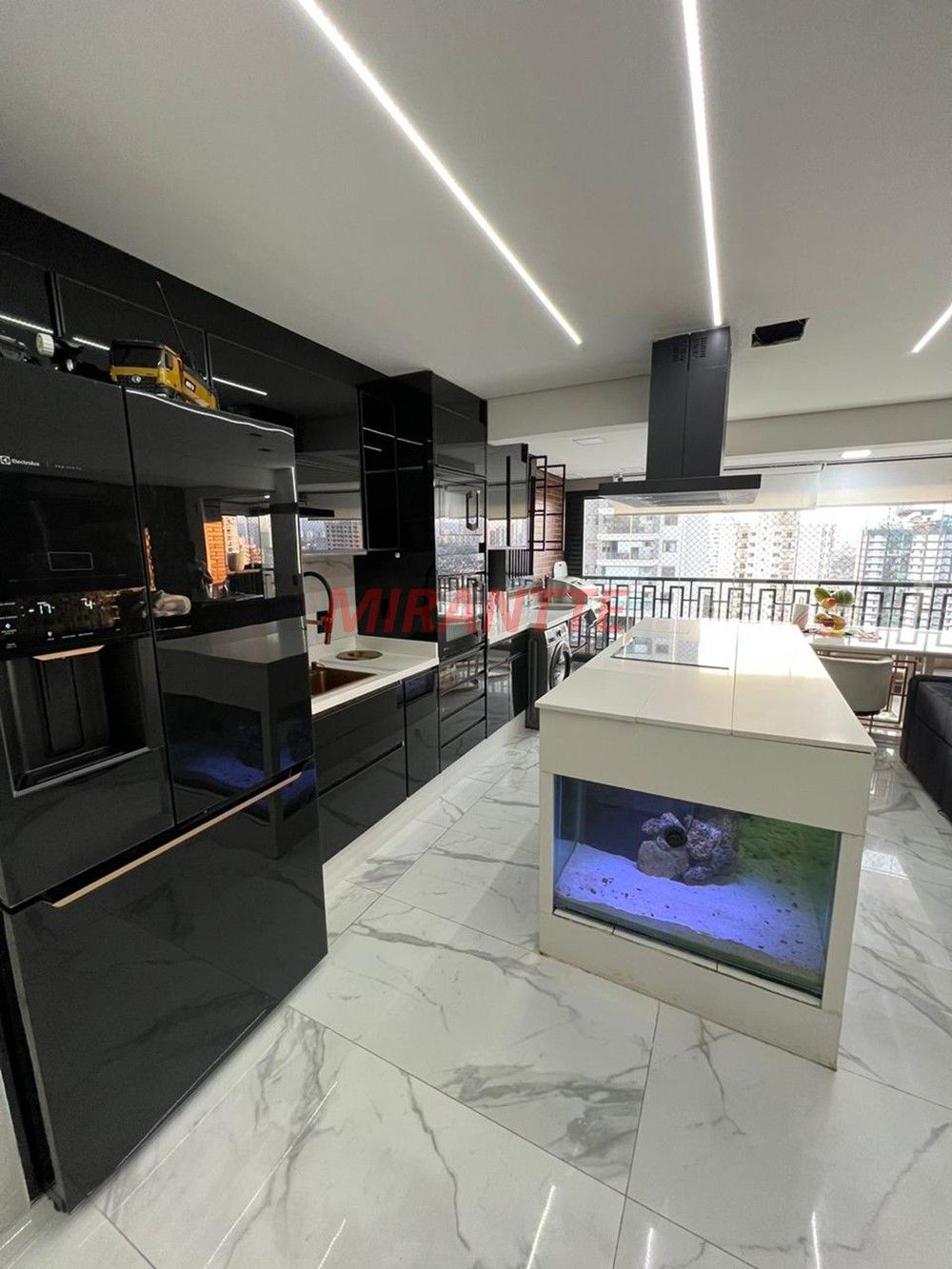 Apartamento de 81m² com 1 quartos em Santa Teresinha