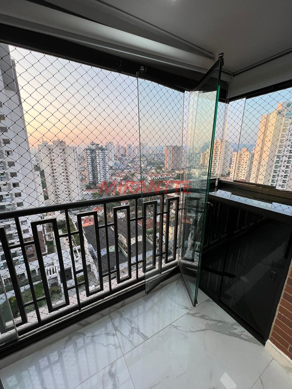 Apartamento de 81m² com 1 quartos em Santa Teresinha