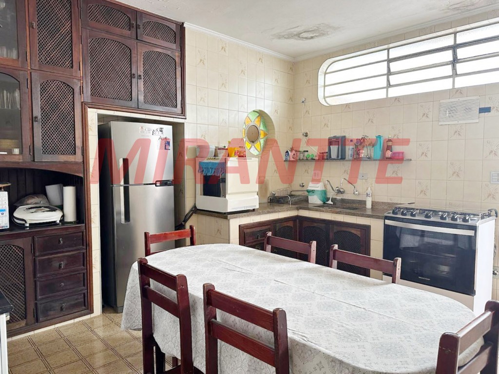 Casa terrea de 166m² com 3 quartos em Casa Verde Alta