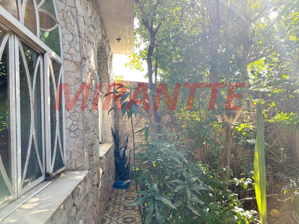 Casa terrea de 166m² com 3 quartos em Casa Verde Alta