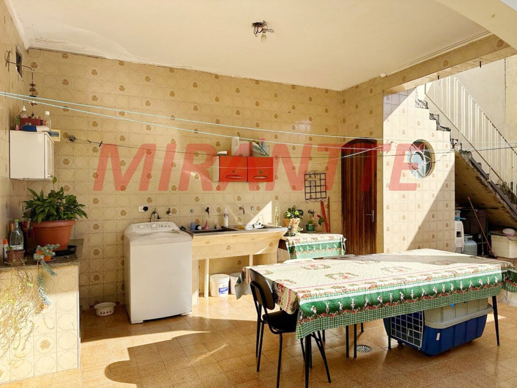 Casa terrea de 166m² com 3 quartos em Casa Verde Alta
