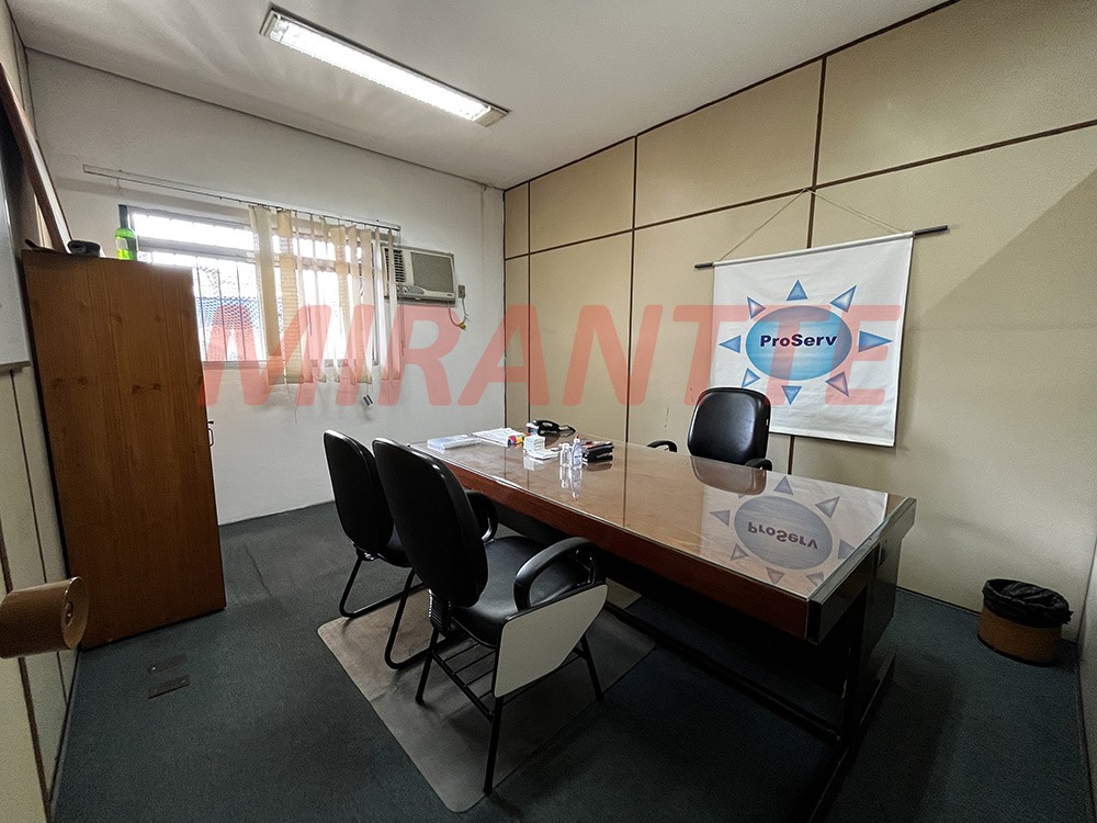 Galpao de 923m² em Limão