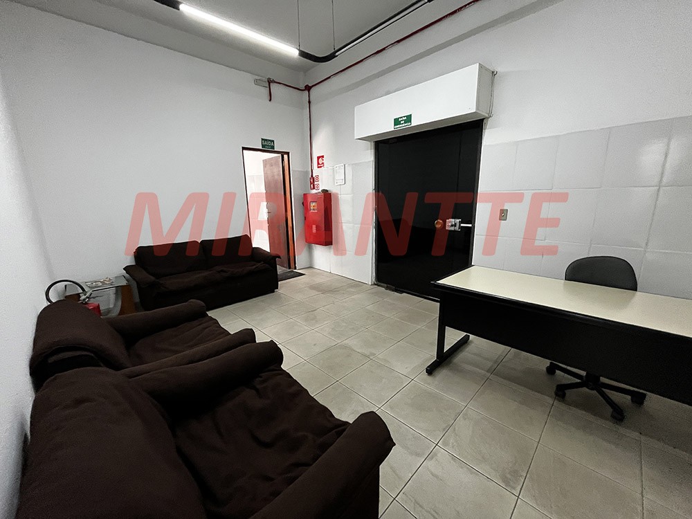 Galpao de 923m² em Limão