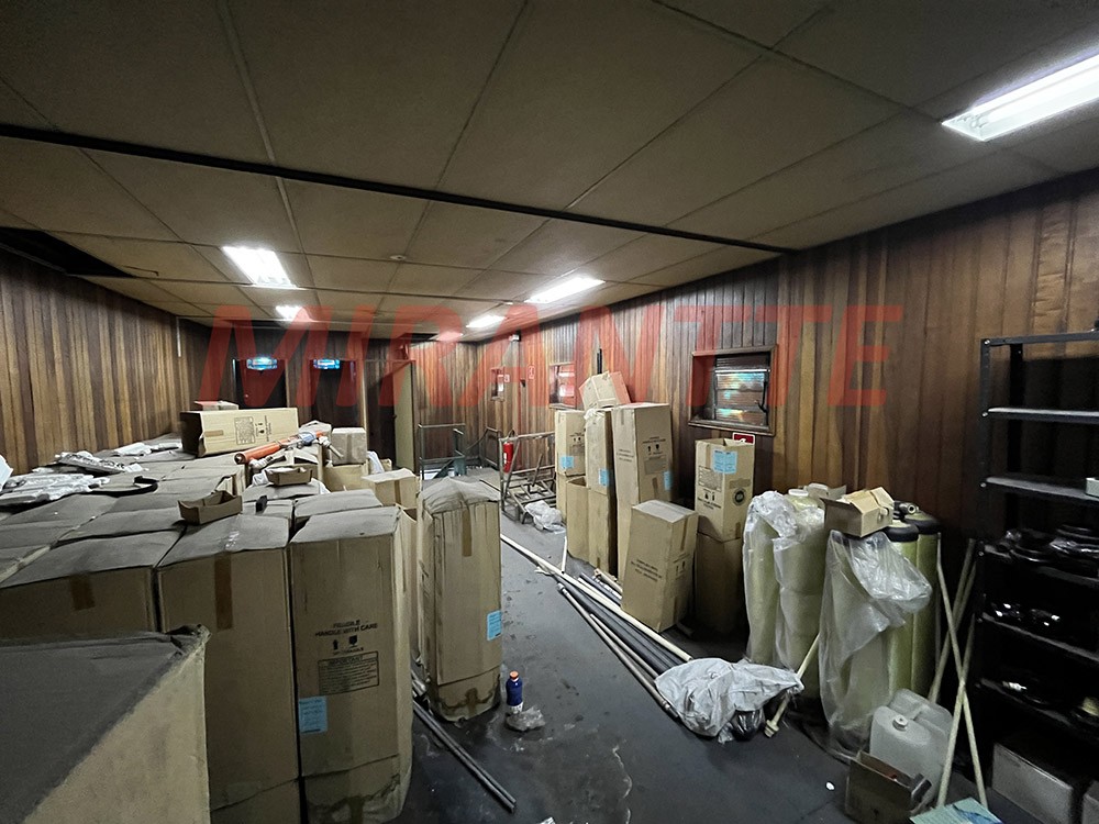 Galpao de 923m² em Limão