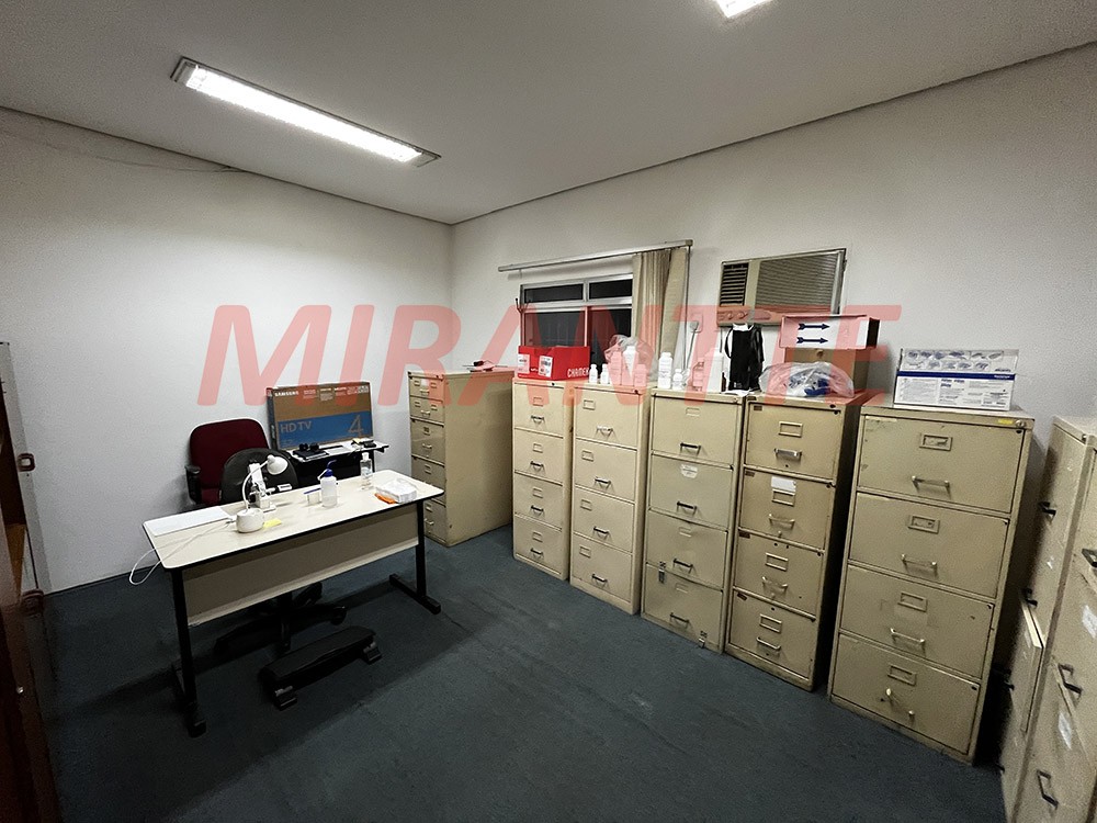Galpao de 923m² em Limão