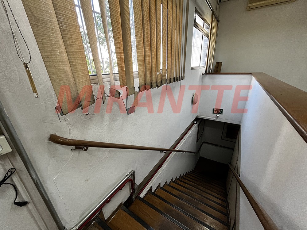 Galpao de 923m² em Limão
