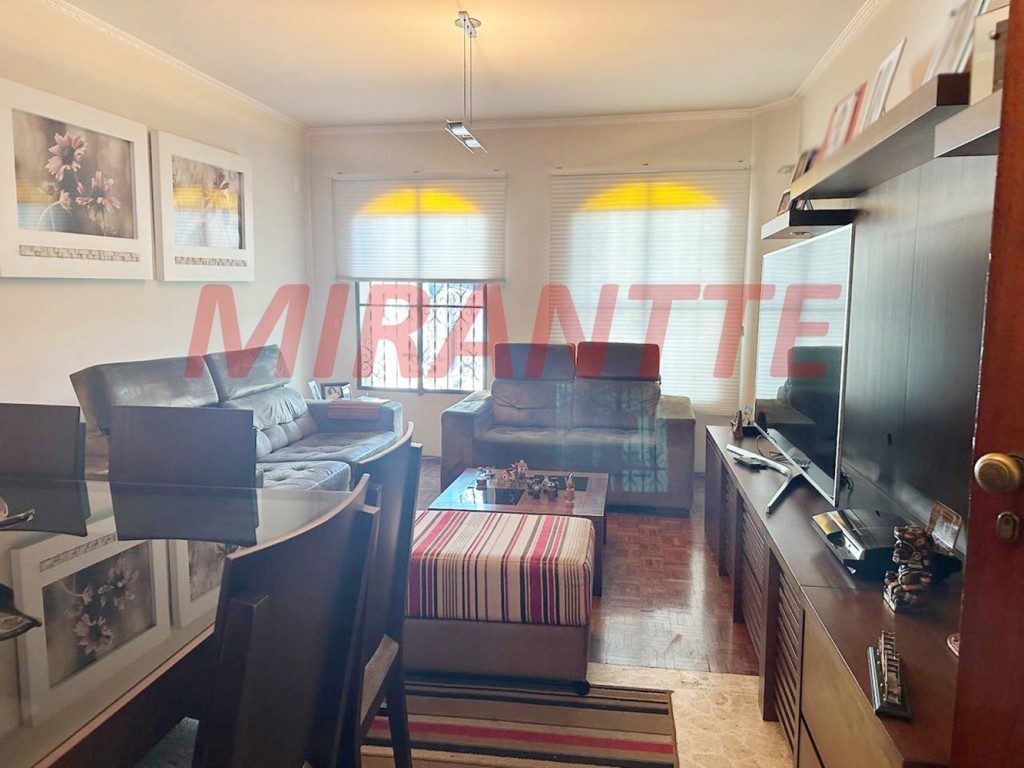 Sobrado de 203m² com 3 quartos em Santana
