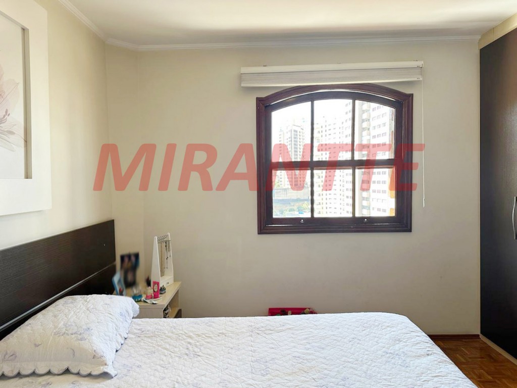 Sobrado de 203m² com 3 quartos em Santana