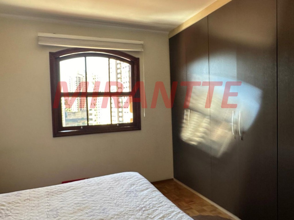 Sobrado de 203m² com 3 quartos em Santana