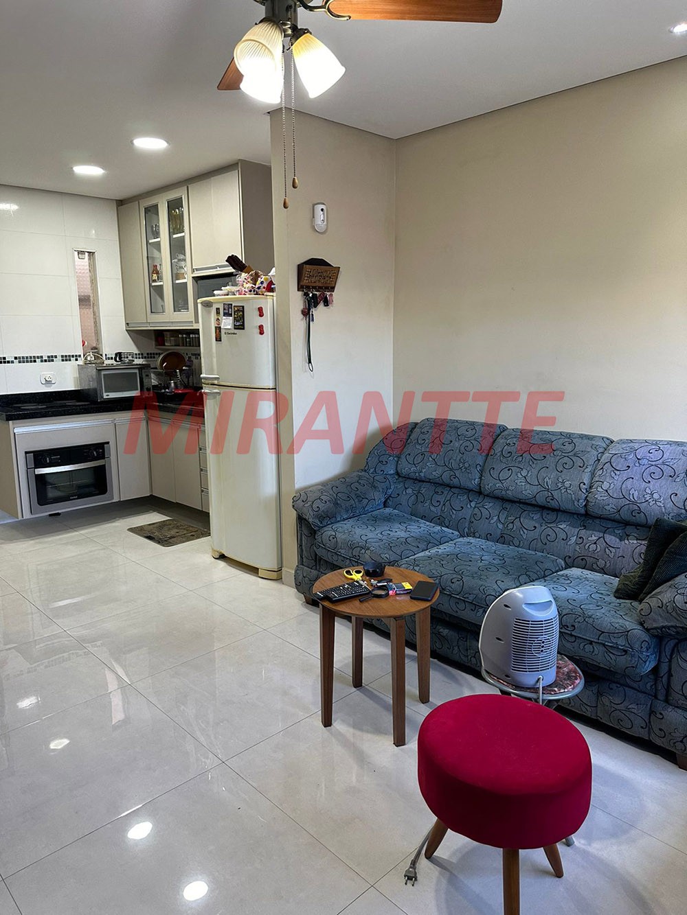 Cond. fechado de 80m² com 3 quartos em Vila Nova Mazzei