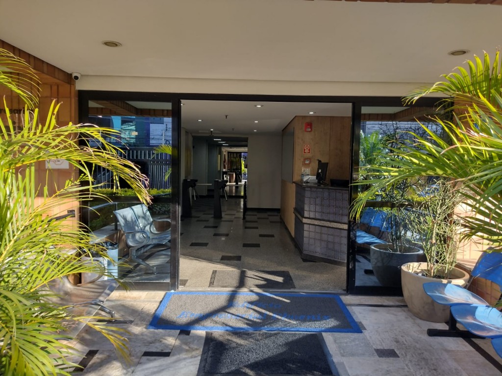 Conjunto comercial em Santana