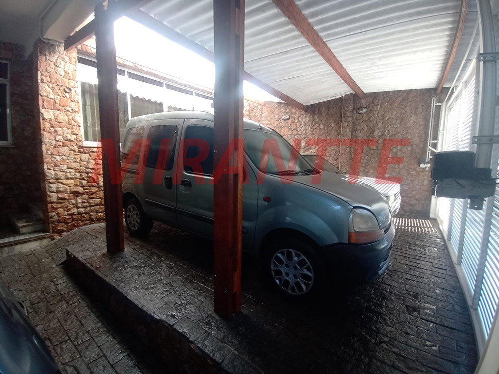 Sobrado de 190m² com 3 quartos em Santana