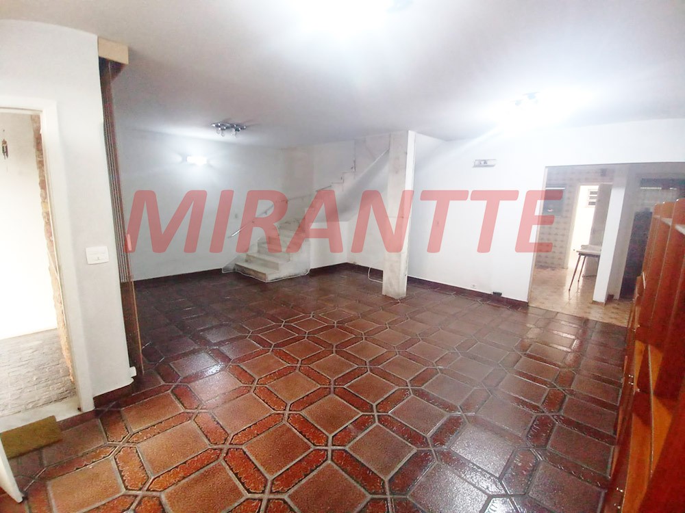 Sobrado de 190m² com 3 quartos em Santana