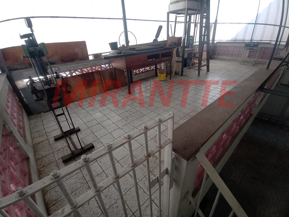 Sobrado de 190m² com 3 quartos em Santana