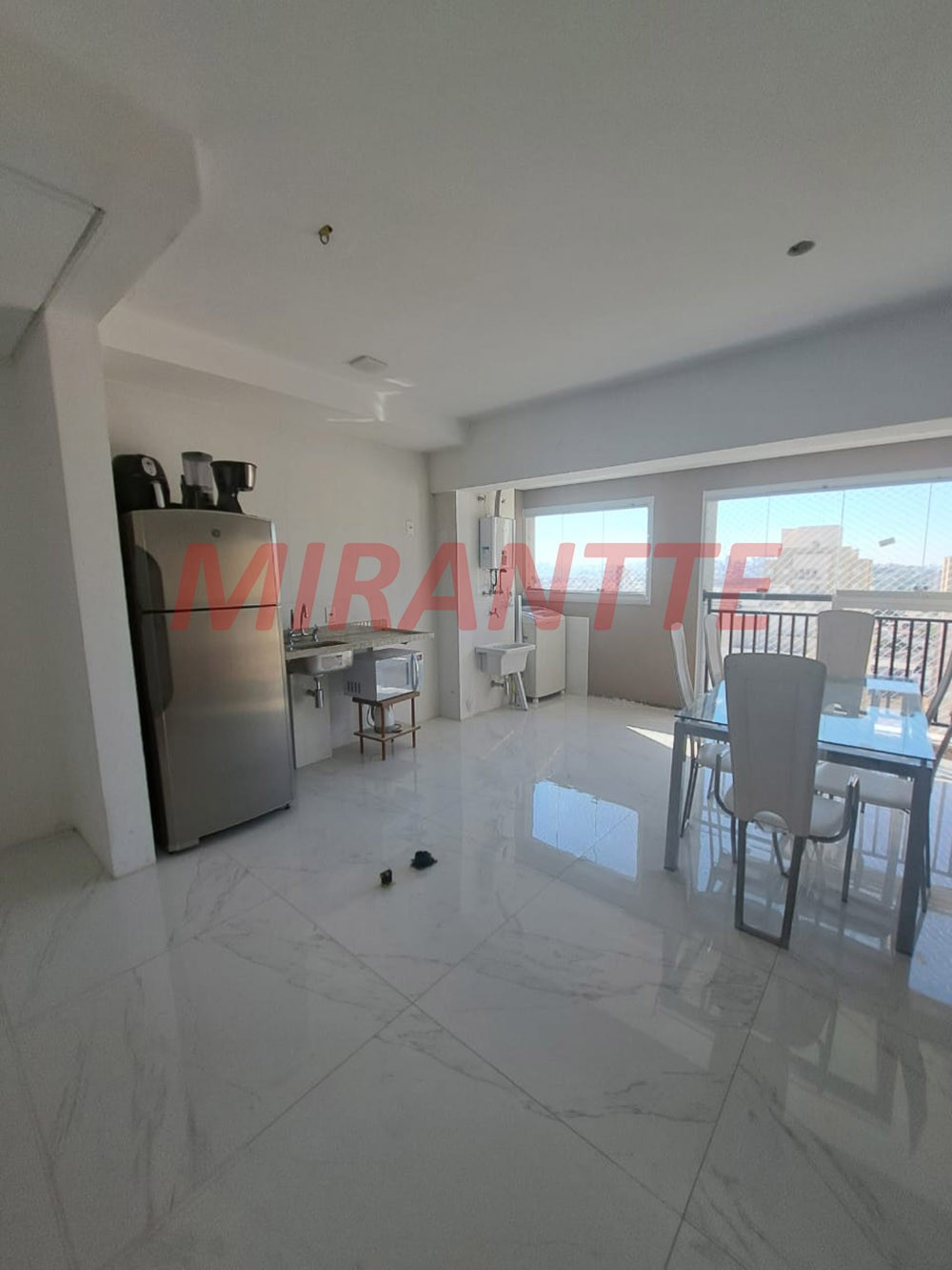 Apartamento de 60m² com 2 quartos em Limão