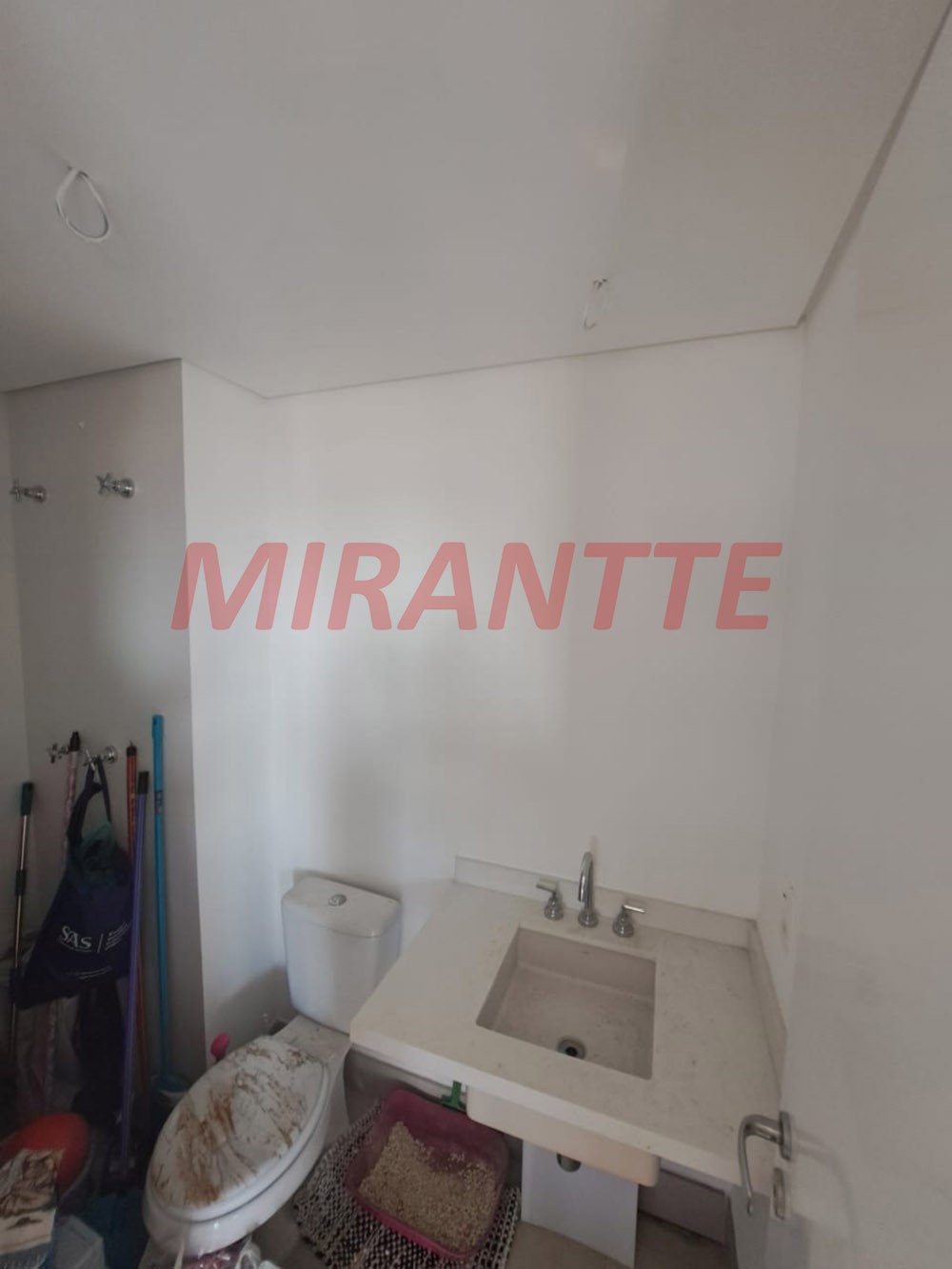 Apartamento de 60m² com 2 quartos em Limão