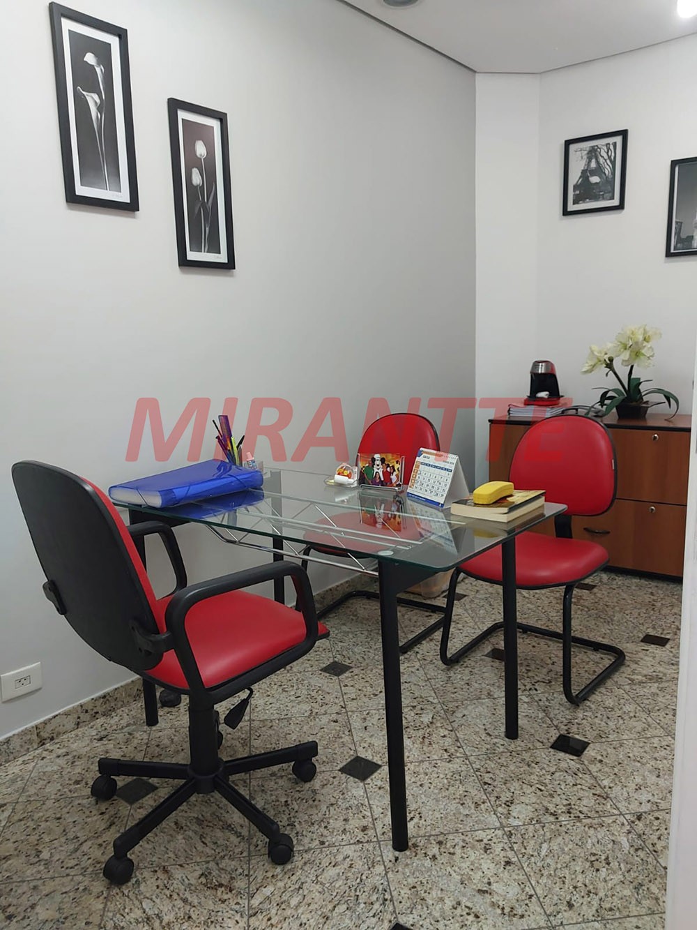 Conjunto comercial de 40m² em Água Fria
