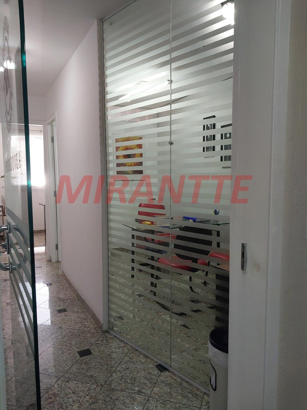 Conjunto comercial de 40m² em Água Fria