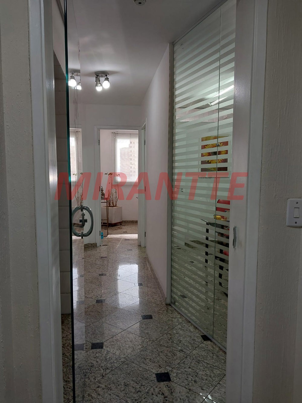 Conjunto comercial de 40m² em Água Fria