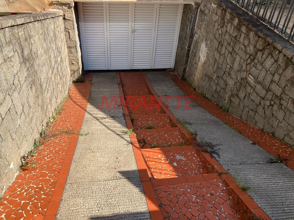 Sobrado de 120m² com 2 quartos em Santana