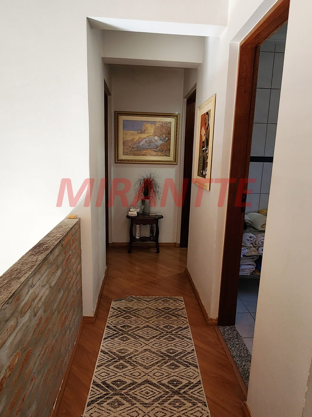 Sobrado de 350m² com 3 quartos em Jardim Do Golfe I