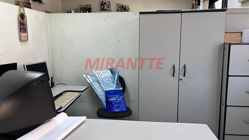 Conjunto comercial de 40m² em Santana