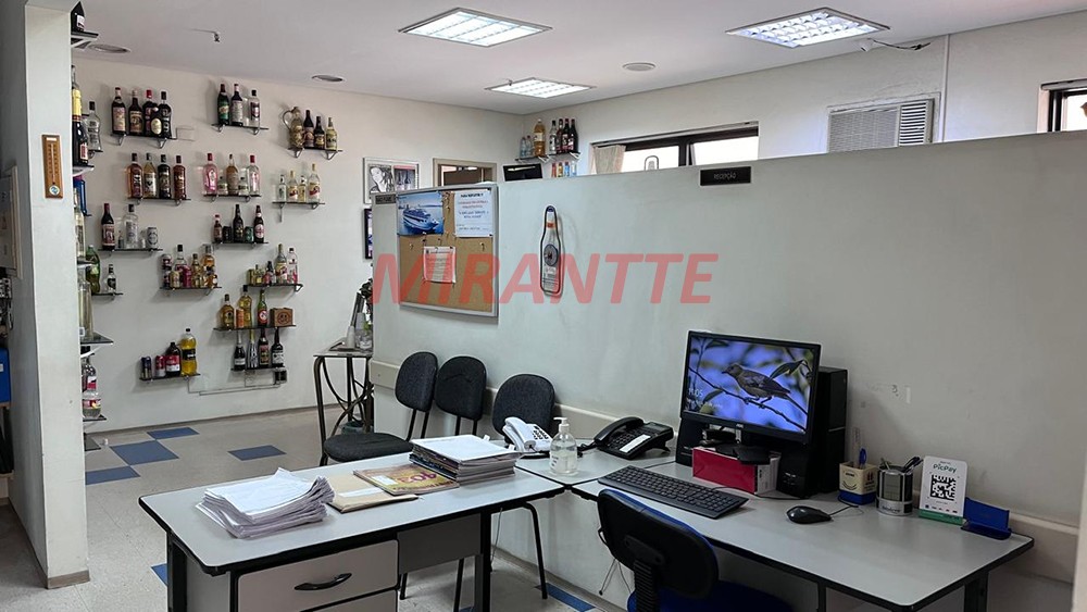 Conjunto comercial de 40m² em Santana