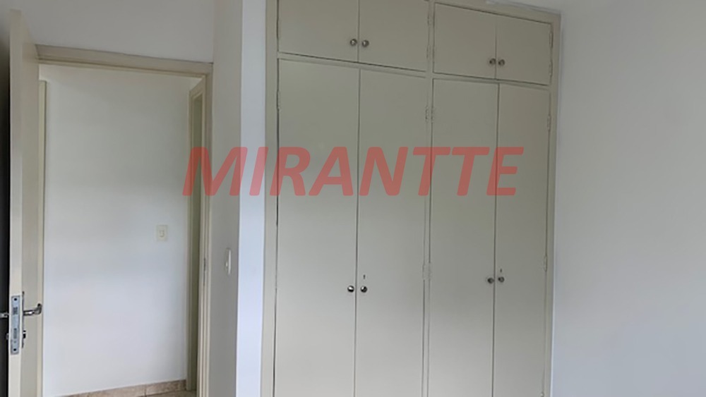 Apartamento de 87m² com 3 quartos em Santana