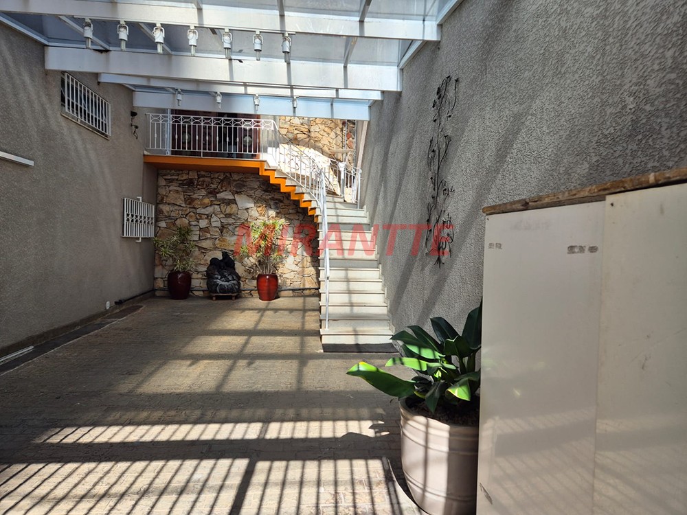 Sobrado de 310m² com 5 quartos em Vila Regente Feijó