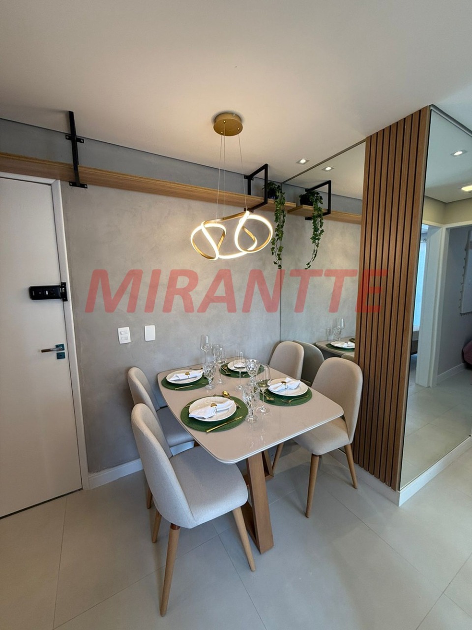 Apartamento de 39m² com 2 quartos em Tucuruvi