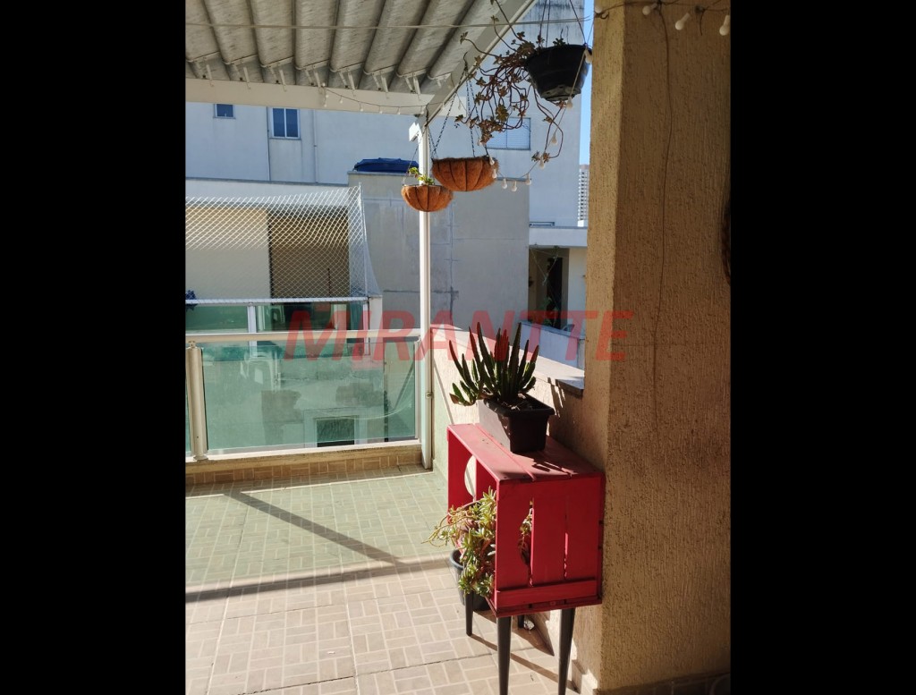 Cond. fechado de 570m² com 2 quartos em Penha