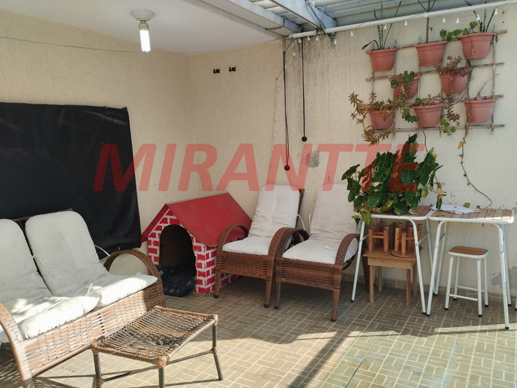 Cond. fechado de 570m² com 2 quartos em Penha