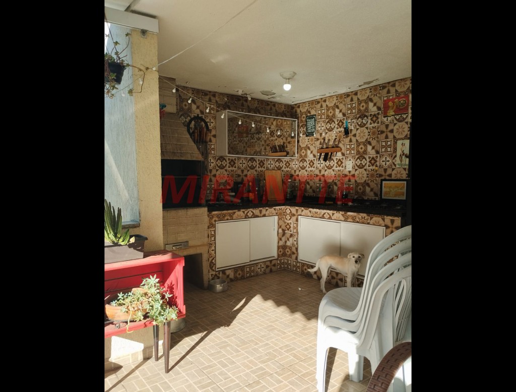 Cond. fechado de 570m² com 2 quartos em Penha