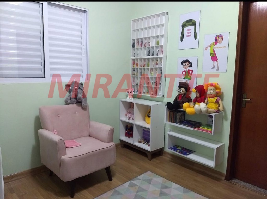 Cond. fechado de 570m² com 2 quartos em Penha
