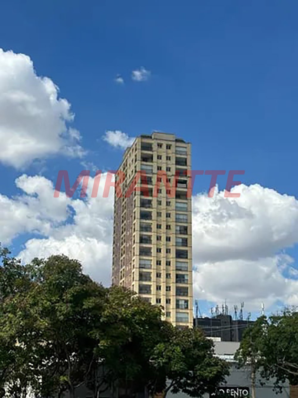 Apartamento de 80m² com 2 quartos em Santana