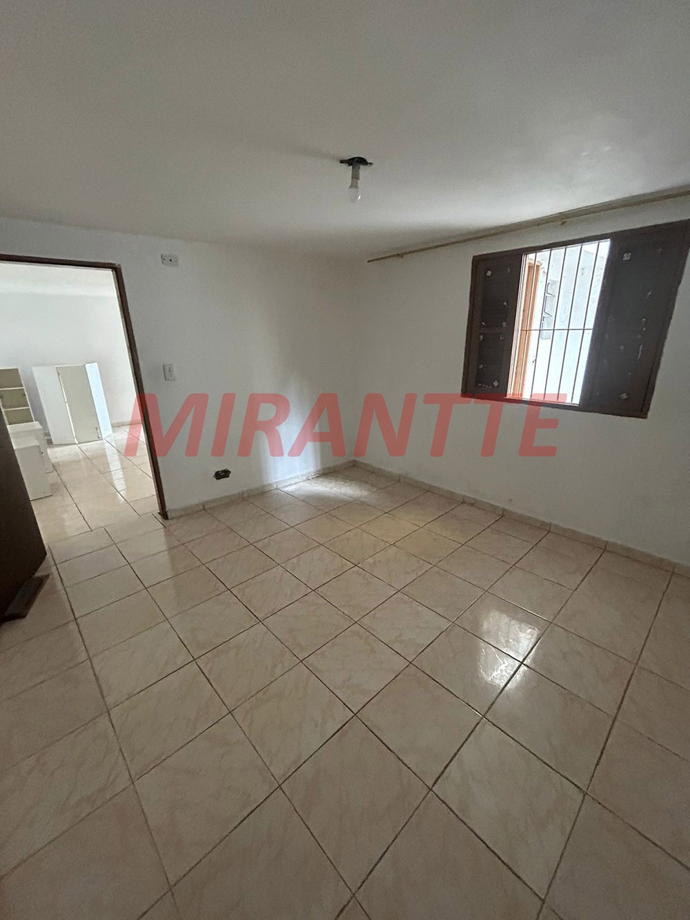 Casa terrea de 240m² com 7 quartos em Jardim Peri