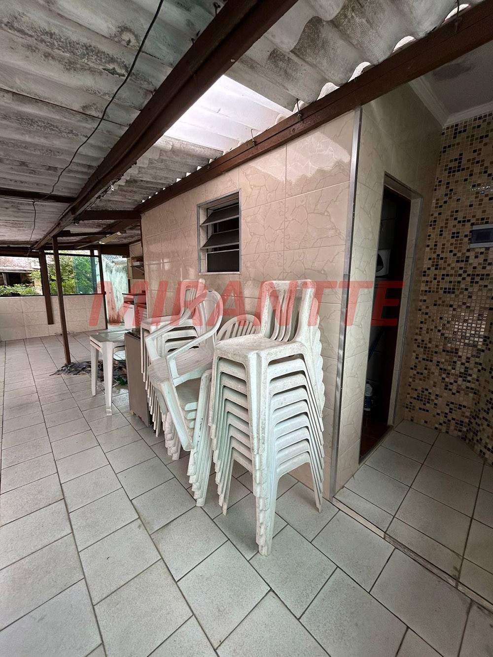 Casa terrea de 240m² com 7 quartos em Jardim Peri