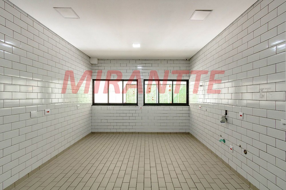 Comercial de 230m² em Vila Romana