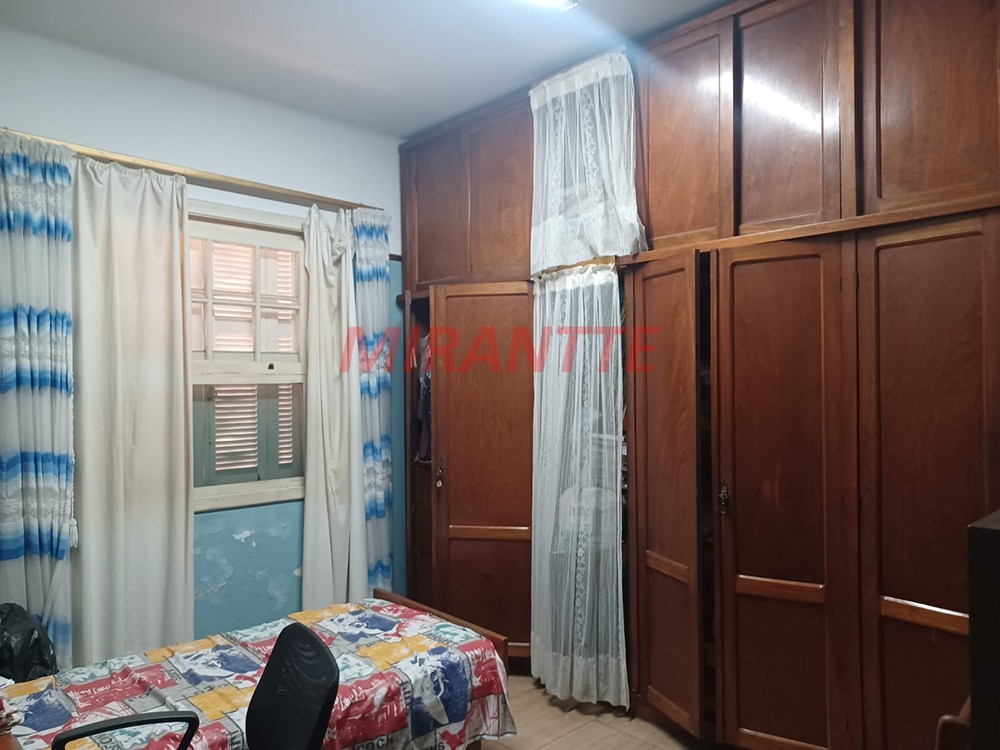 Sobrado de 180m² com 2 quartos em Vila Gustavo