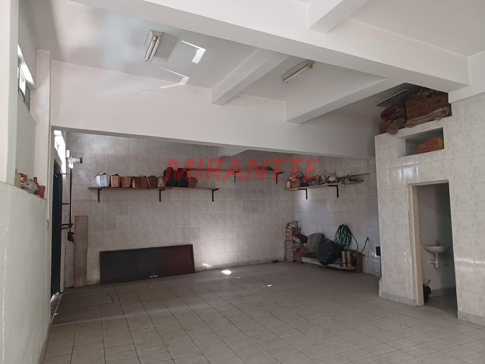 Sobrado de 180m² com 2 quartos em Vila Gustavo