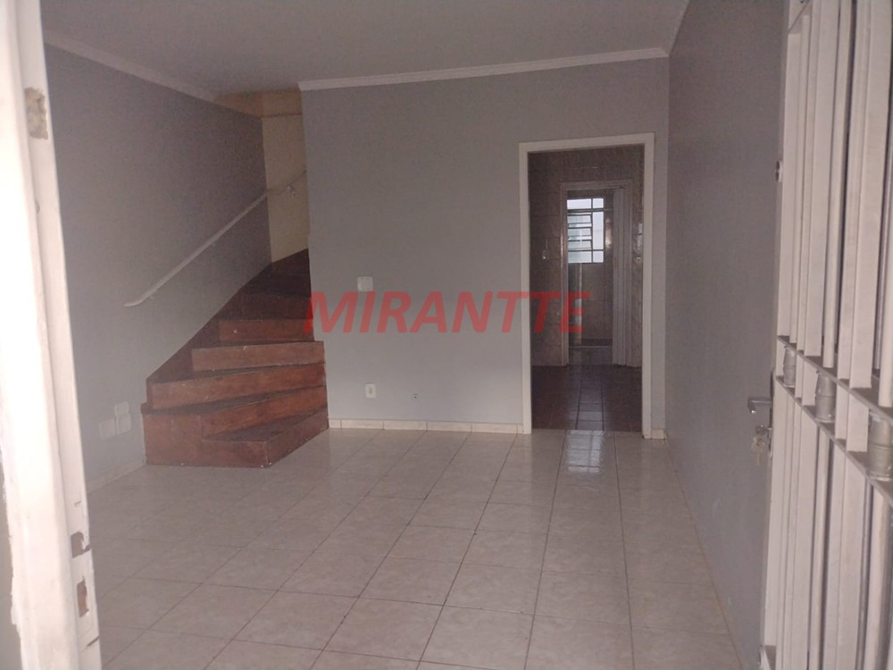 Sobrado de 105m² com 2 quartos em Vila Gustavo