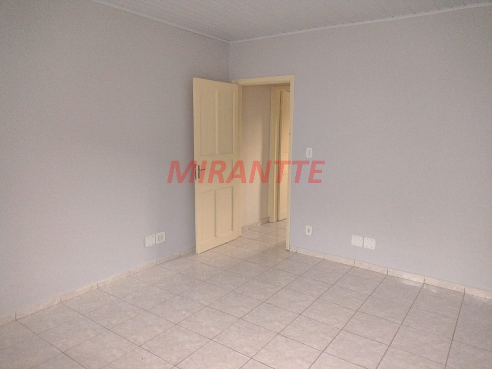 Sobrado de 105m² com 2 quartos em Vila Gustavo