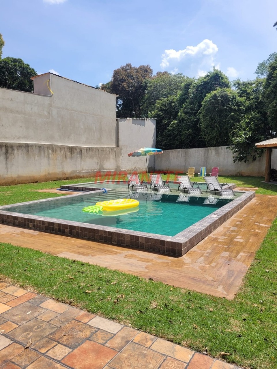 Casa terrea de 335m² com 3 quartos em Serra Da Cantareira