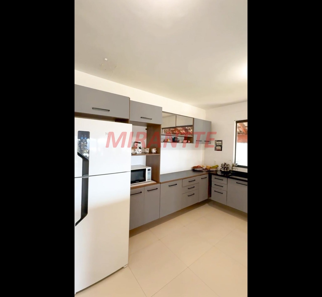 Casa terrea de 335m² com 3 quartos em Serra Da Cantareira