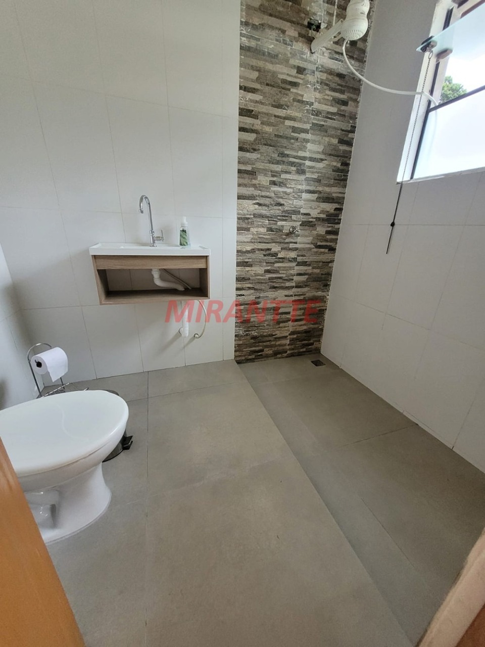 Casa terrea de 335m² com 3 quartos em Serra Da Cantareira